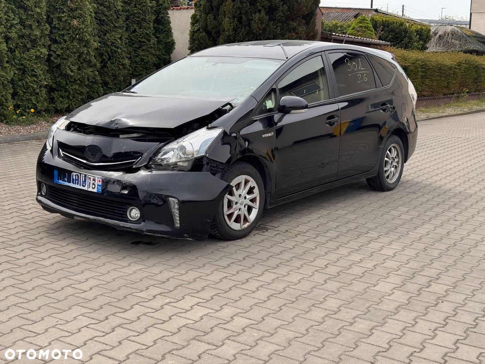 Toyota Prius+ (Hybrid) - 12