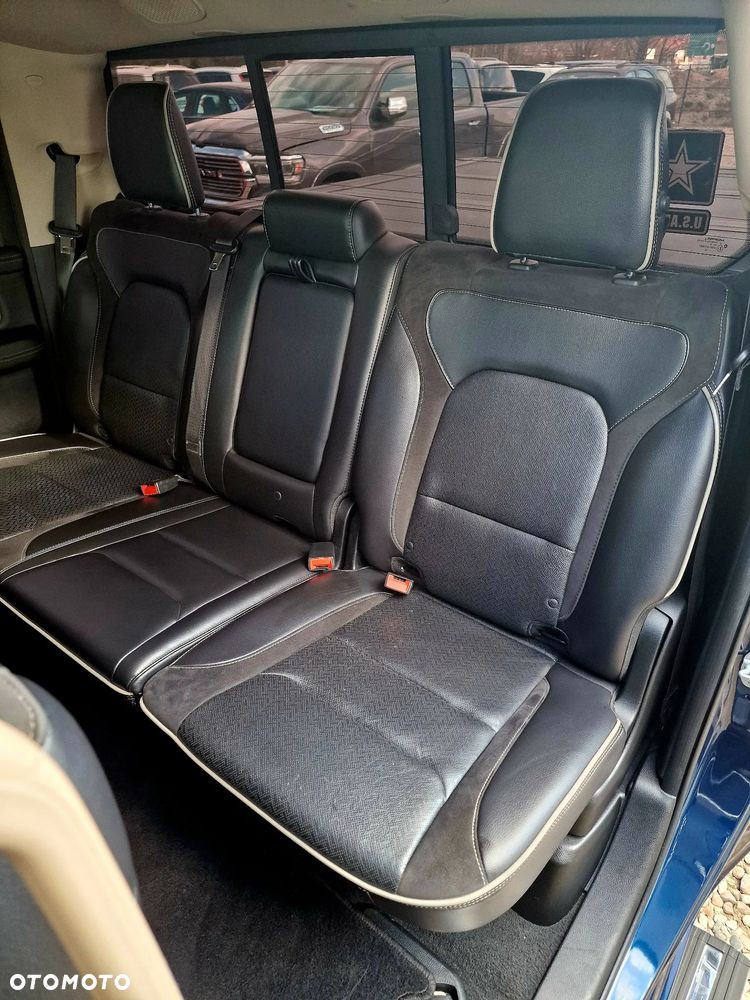 RAM 1500 5.7 Crew Cab Laramie - 29