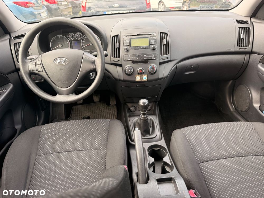 Hyundai i30 1.6 CRDi Premium - 10
