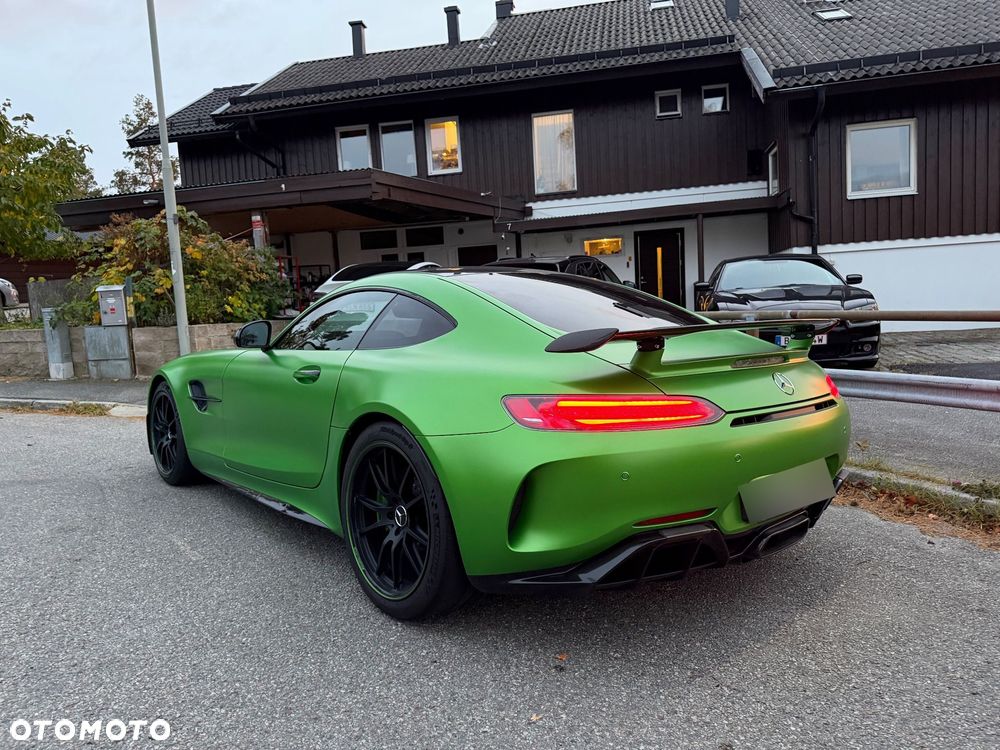 Mercedes-Benz AMG GT - 4