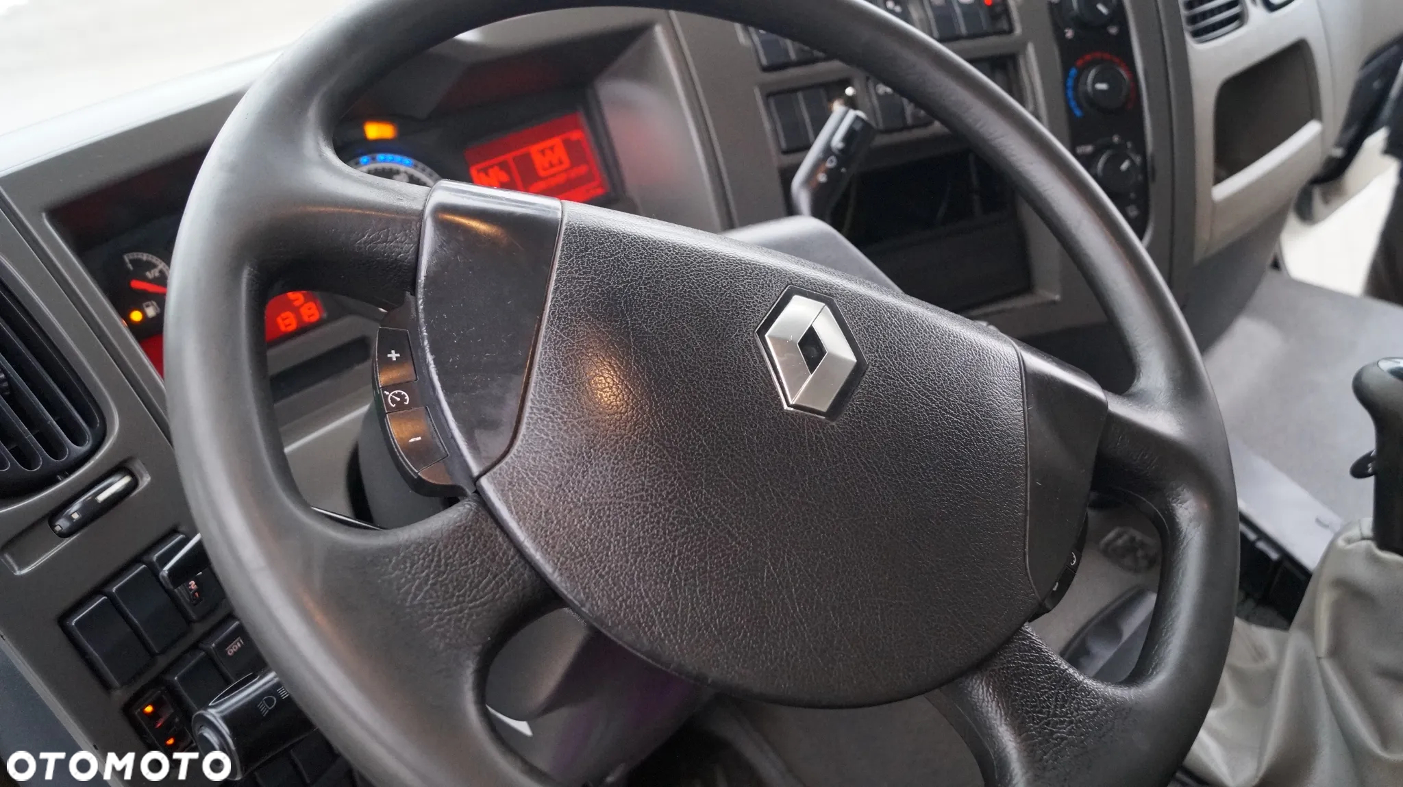 Renault PREMIUM 450 - 12