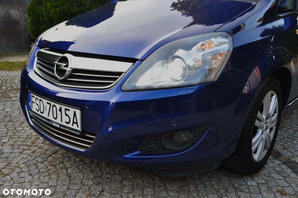 Opel Zafira 1.9 CDTI Automatik Cosmo - 33