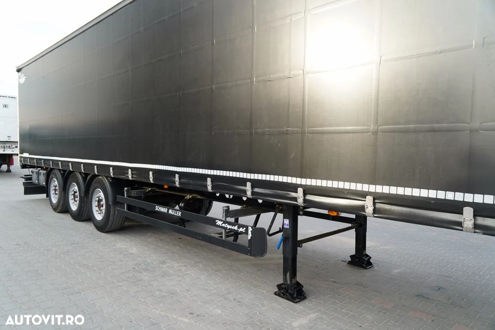 Schwarzmuller CORTINĂ / STANDARD / ACOPERIȘ RIDICAT / AXĂ RIDICATĂ / SAF - 9