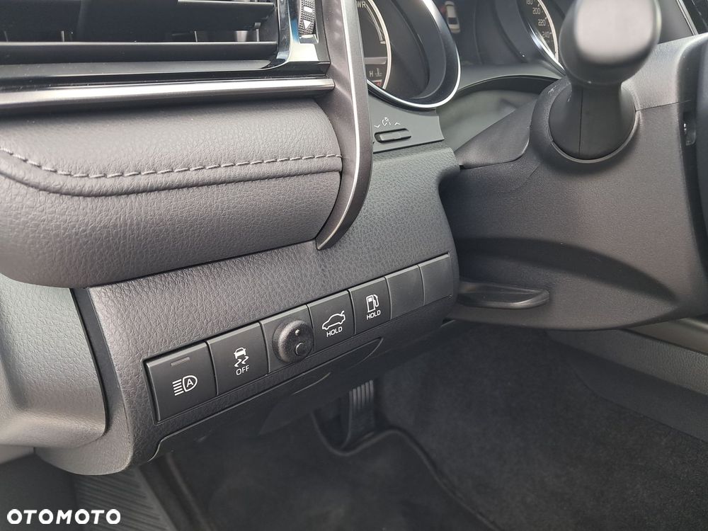Toyota Camry 2.5 Hybrid Comfort CVT - 13