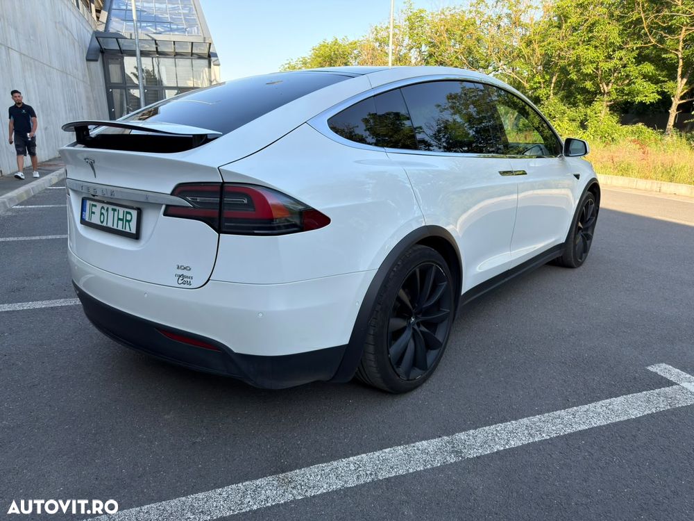 TESLA Model X 2017 — imagine 3