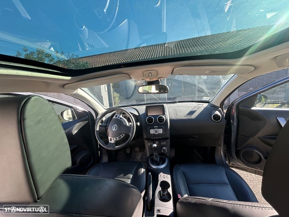 Nissan Qashqai 1.5 dCi Tekna NA - 2
