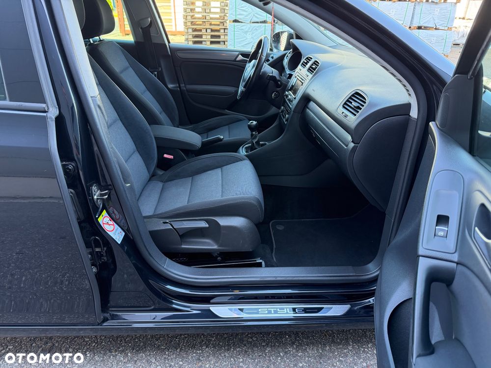 Volkswagen Golf 1.2 TSI Style - 14