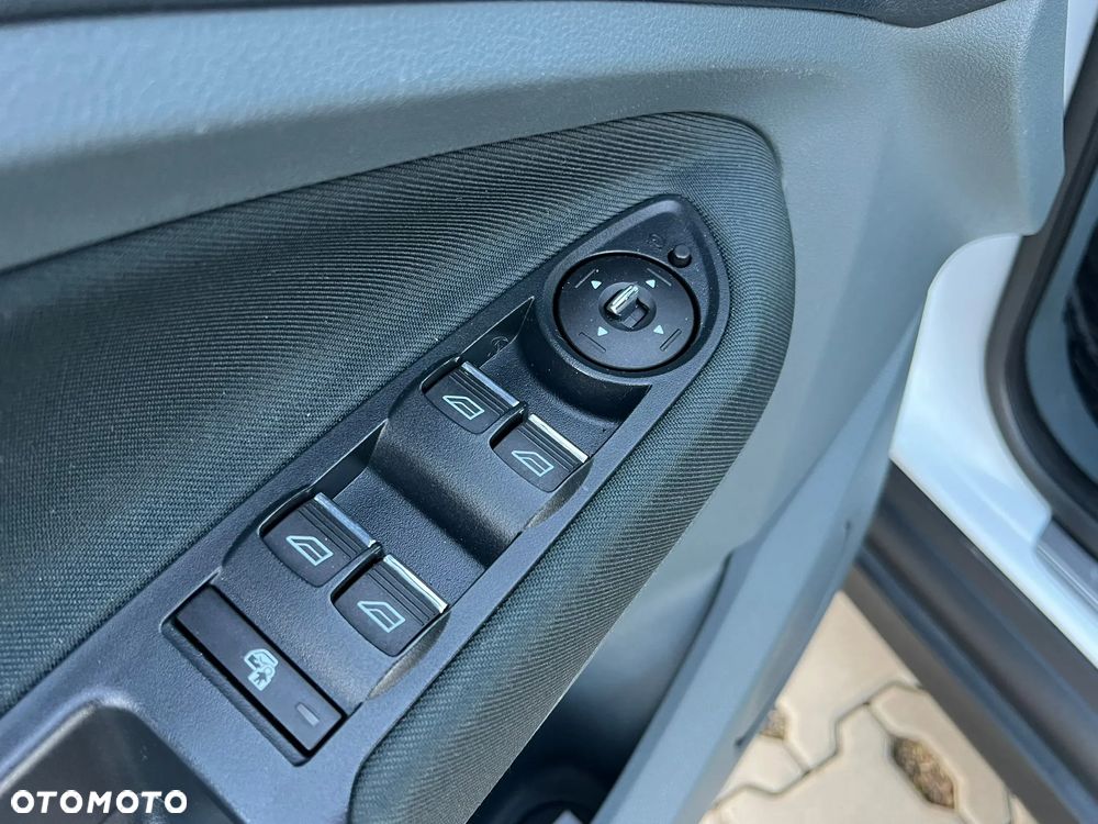 Ford C-MAX 1.6 TDCi Titanium - 24