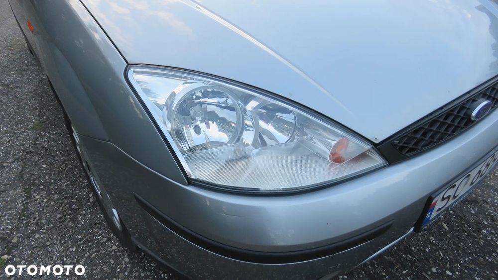 Ford Focus 1.8 Trend - 19