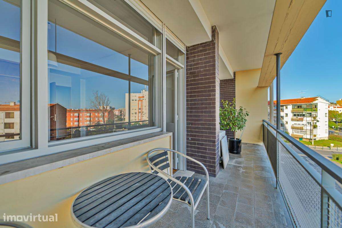 Quarto - localizado em Olivais Lisbon - Grande imagem: 3/14
