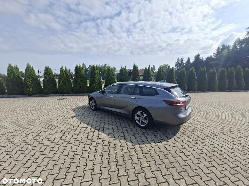 Opel Insignia - 11