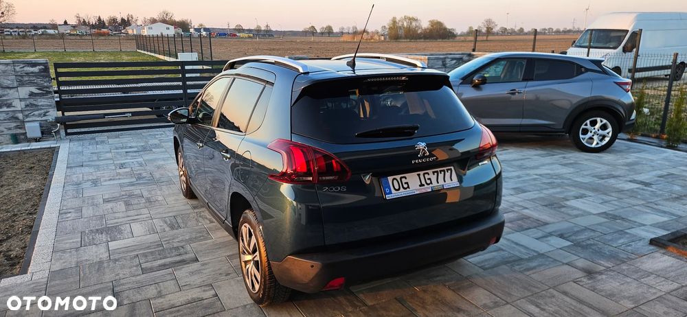 Peugeot 2008 PureTech 82 Active - 11