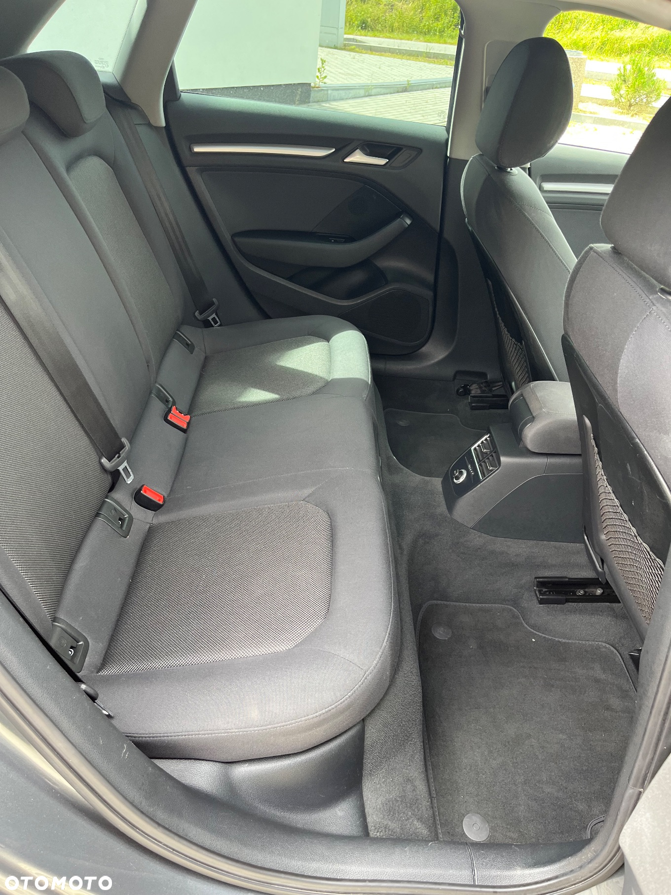 Audi A3 1.6 TDI clean diesel Ambiente S tronic - 10