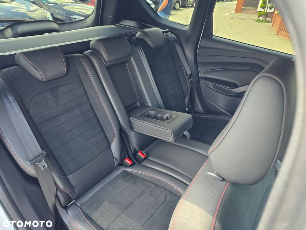 Ford Kuga - 14