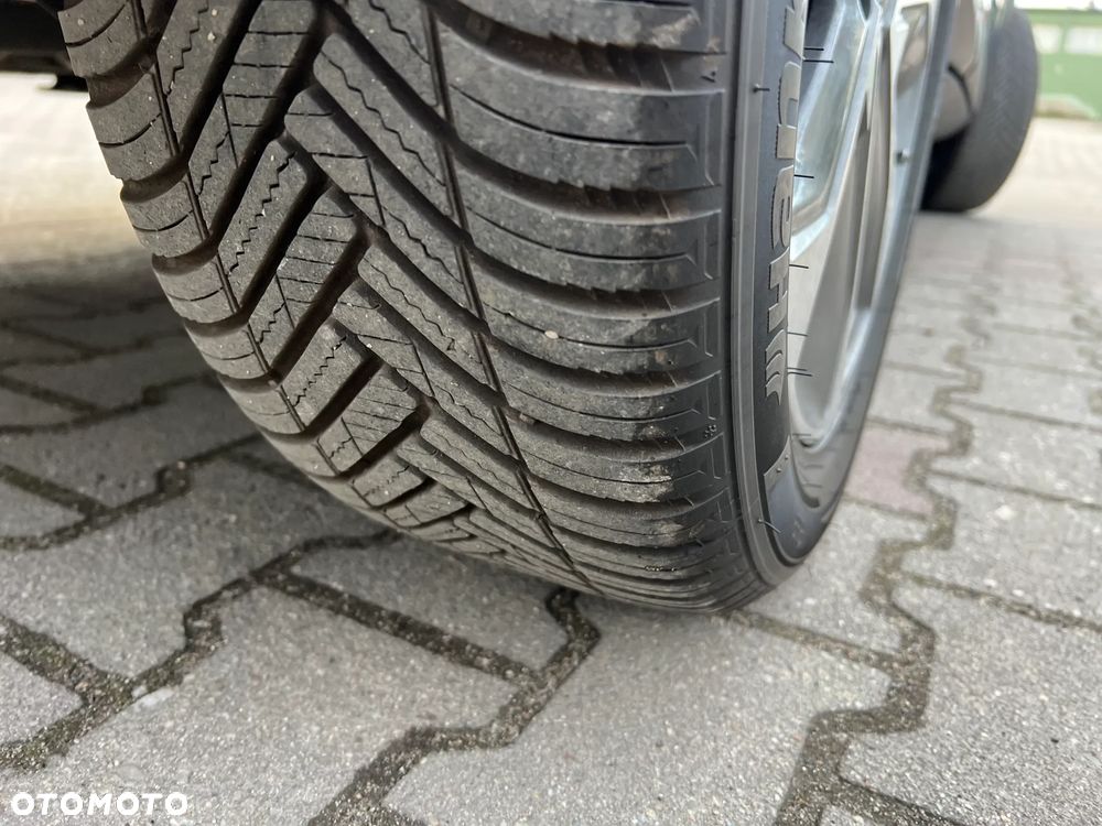 Kia Stonic 1.0 T-GDI MHEV GT Line DCT - 38