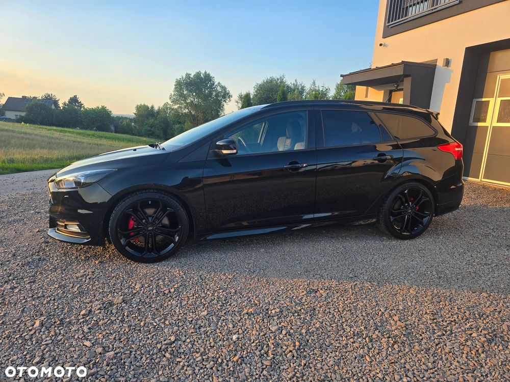 Ford Focus - 3
