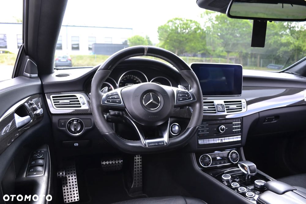 Mercedes-Benz CLS 63 AMG S 4-Matic - 10