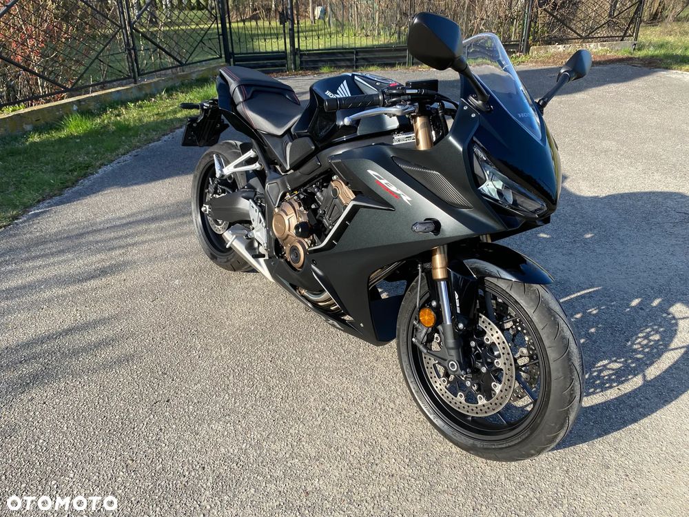 Honda CBR - 17