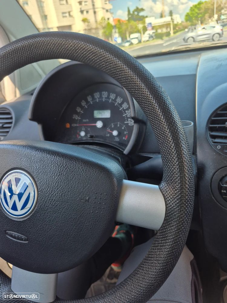 VW New Beetle 1.4 - 2
