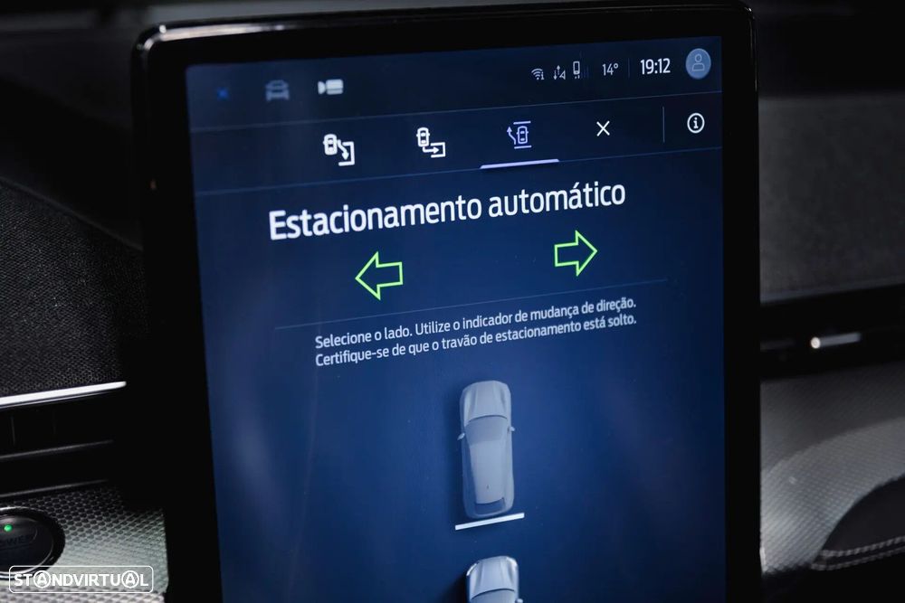 Ford Mustang Mach-E Standard - 21