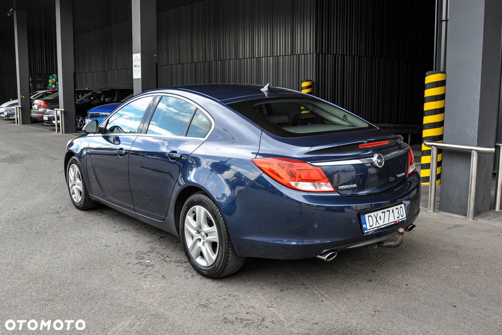 Opel Insignia 1.6 Turbo Edition - 3