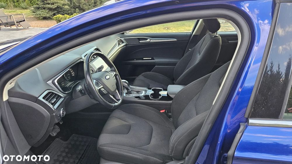 Ford Mondeo - 26