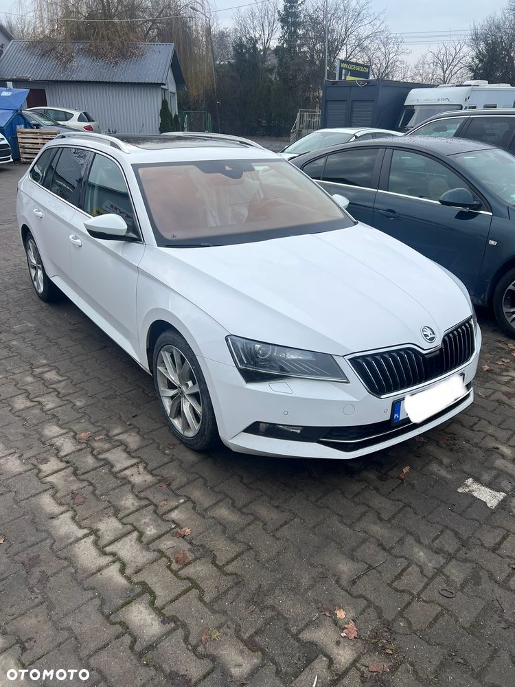 Skoda Superb 2.0 TDI Ambition - 1