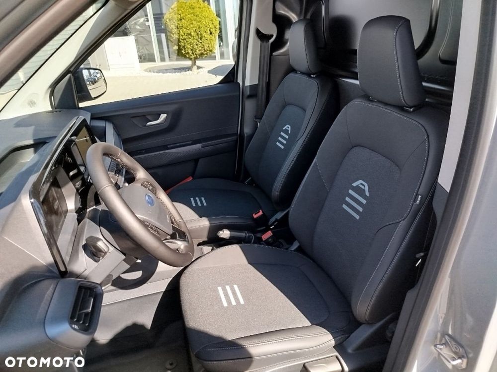 Ford Courier VAN - 12