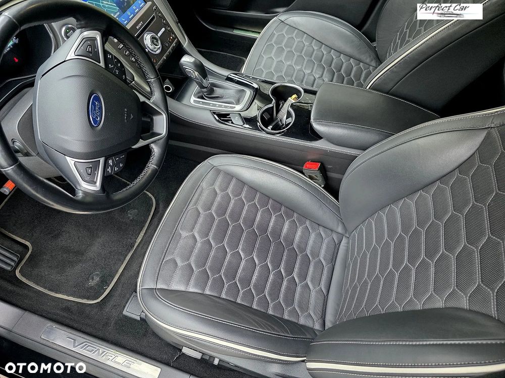 Ford Mondeo 2.0 Hybrid Vignale Plus - 8