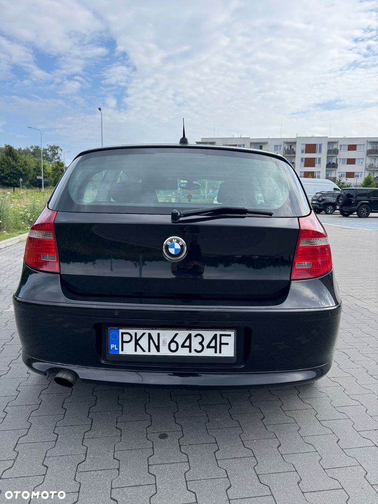 BMW Seria 1 118d DPF - 6