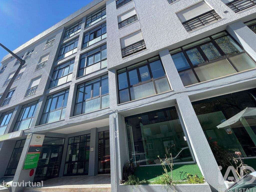 Apartamento T2 em Tomar e Santa Maria dos Olivais - Grande imagem: 2/16