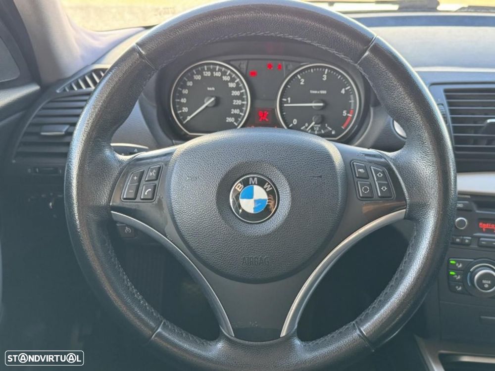 BMW 120 - 8