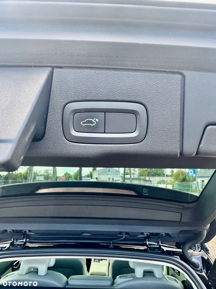 Volvo XC 60 D4 AWD Geartronic Momentum - 29