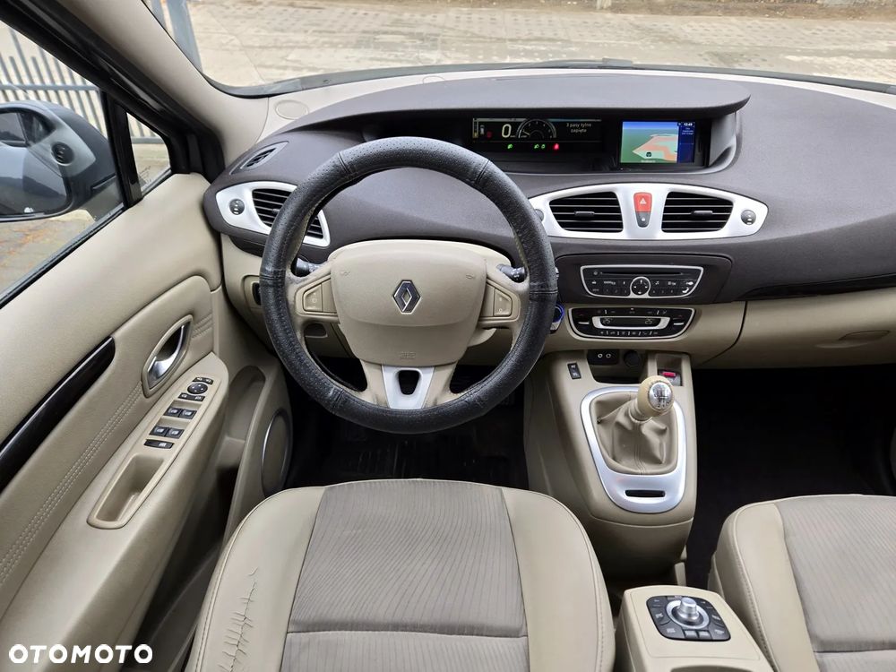 Renault Grand Scenic 1.5 dCi Privilege - 6