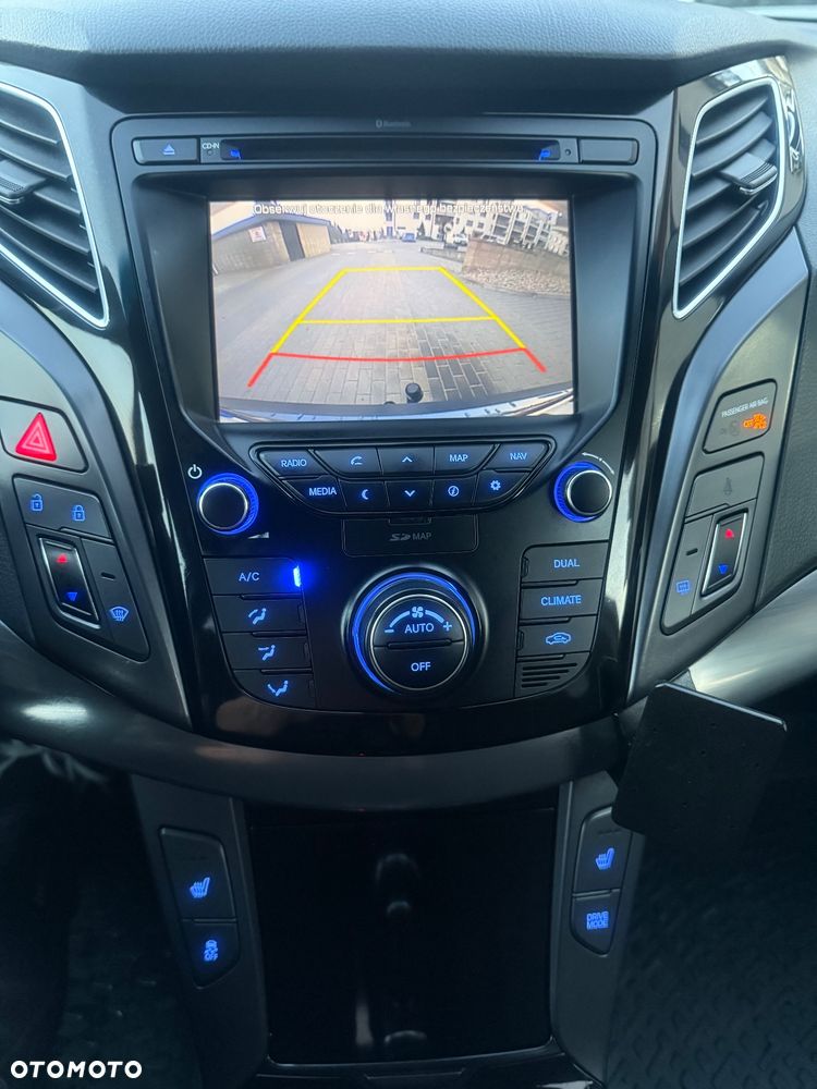 Hyundai i40 Kombi blue 1.7 CRDi DCT Premium - 26