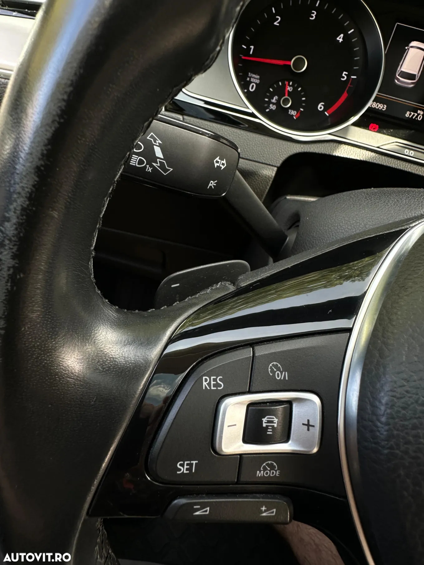 Volkswagen Passat 2.0 TDI DSG Highline - 19