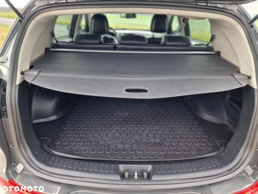 Kia Sportage 1.7 CRDI 2WD ISG Dream-Team Edition - 24