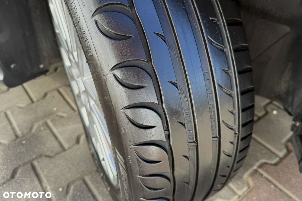Volvo C30 D2 DRIVe R-Design - 14