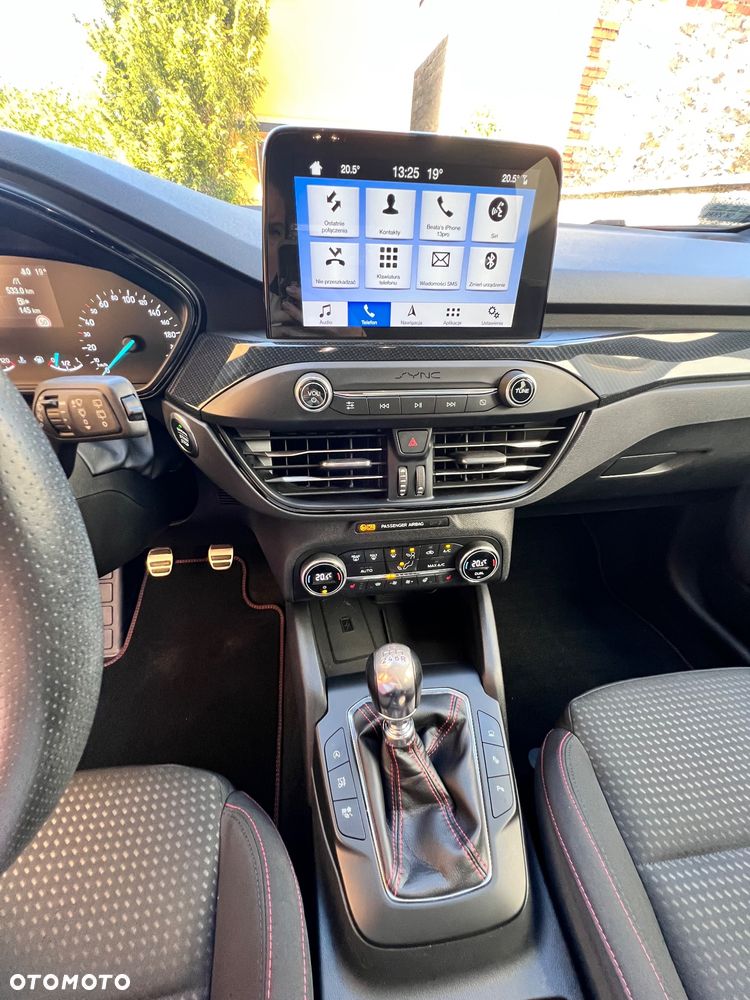 Ford Focus 1.0 EcoBoost ST-Line Business - 10