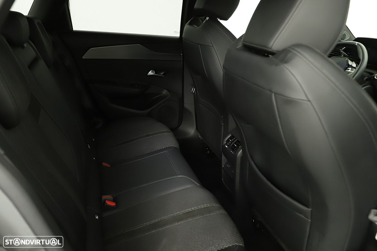 Peugeot 308 SW 1.2 PureTech GT EAT8 - 21
