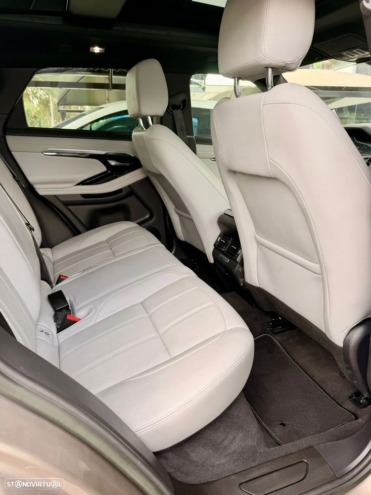 Land Rover Range Rover Evoque P300e HSE - 32