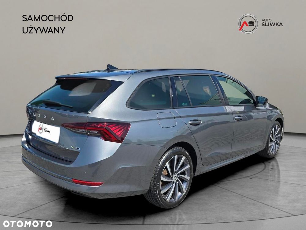 Skoda Octavia 2023 photo 5