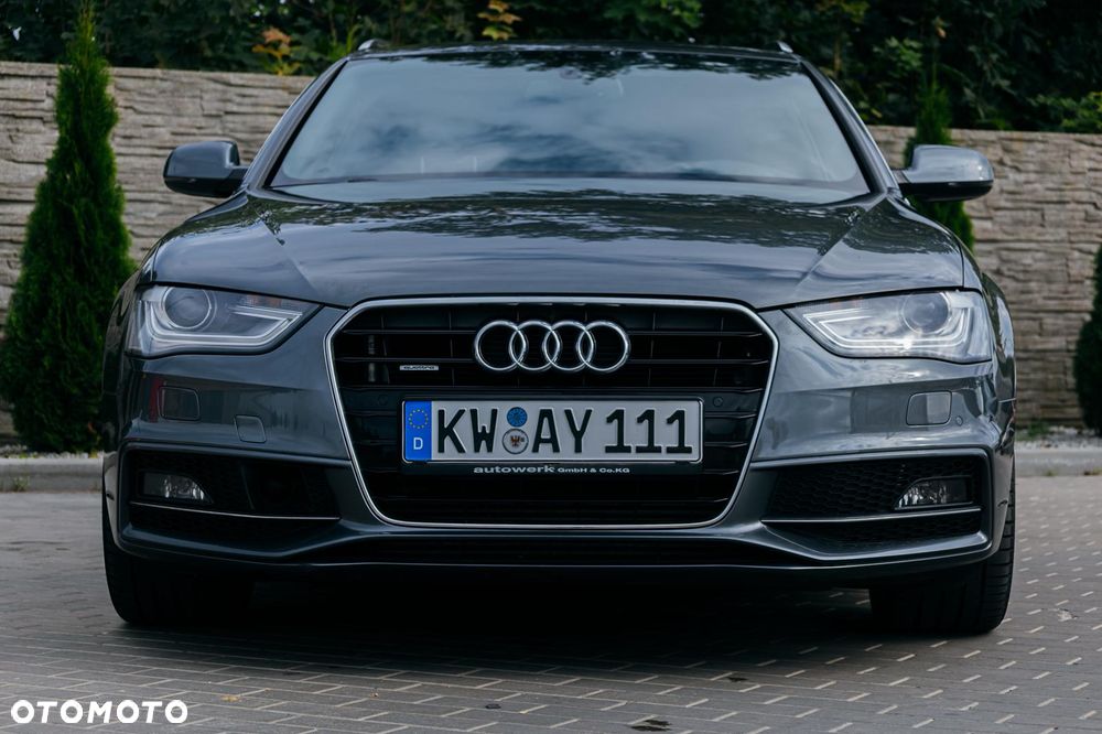 Audi A4 Avant 2.0 TDI DPF quattro S tronic S line Sportpaket - 3