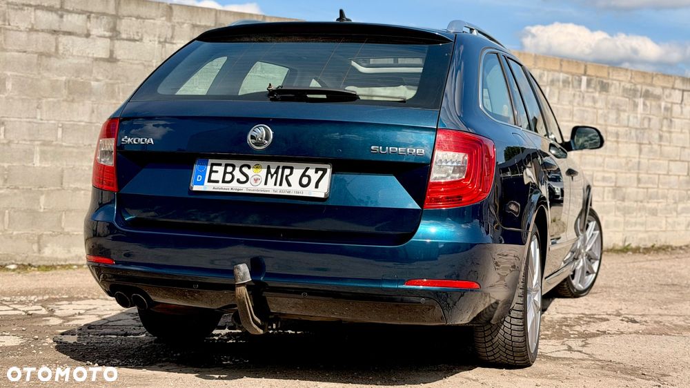 Skoda Superb 2.0 TDI DSG Exclusive - 13