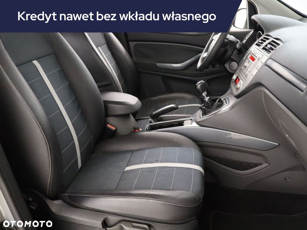 Ford Kuga - 11