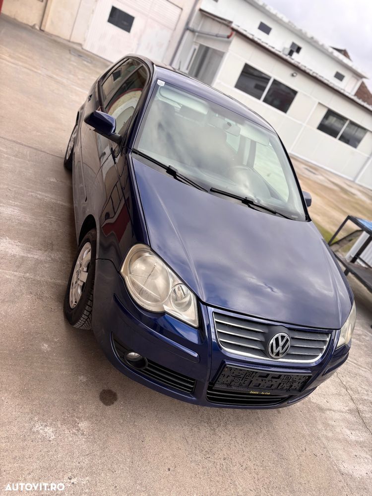 Volkswagen Polo 1.4 Sportline - 2