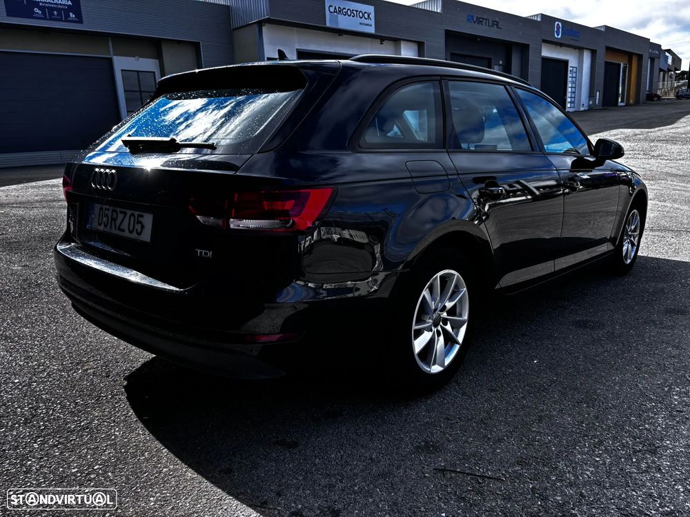 Audi A4 Avant 2.0 TDI Advance - 4