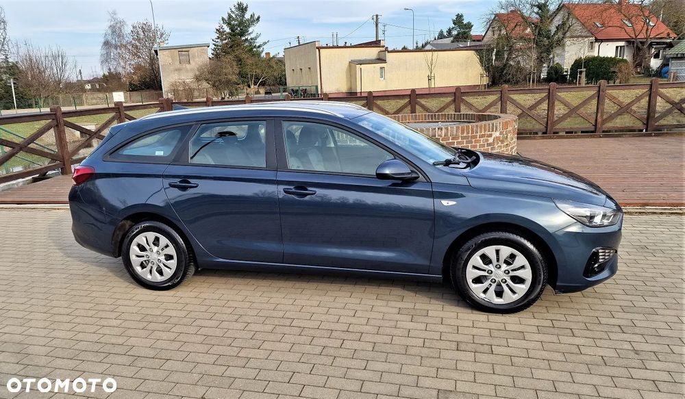 Hyundai i30 1.5 DPI Modern - 6