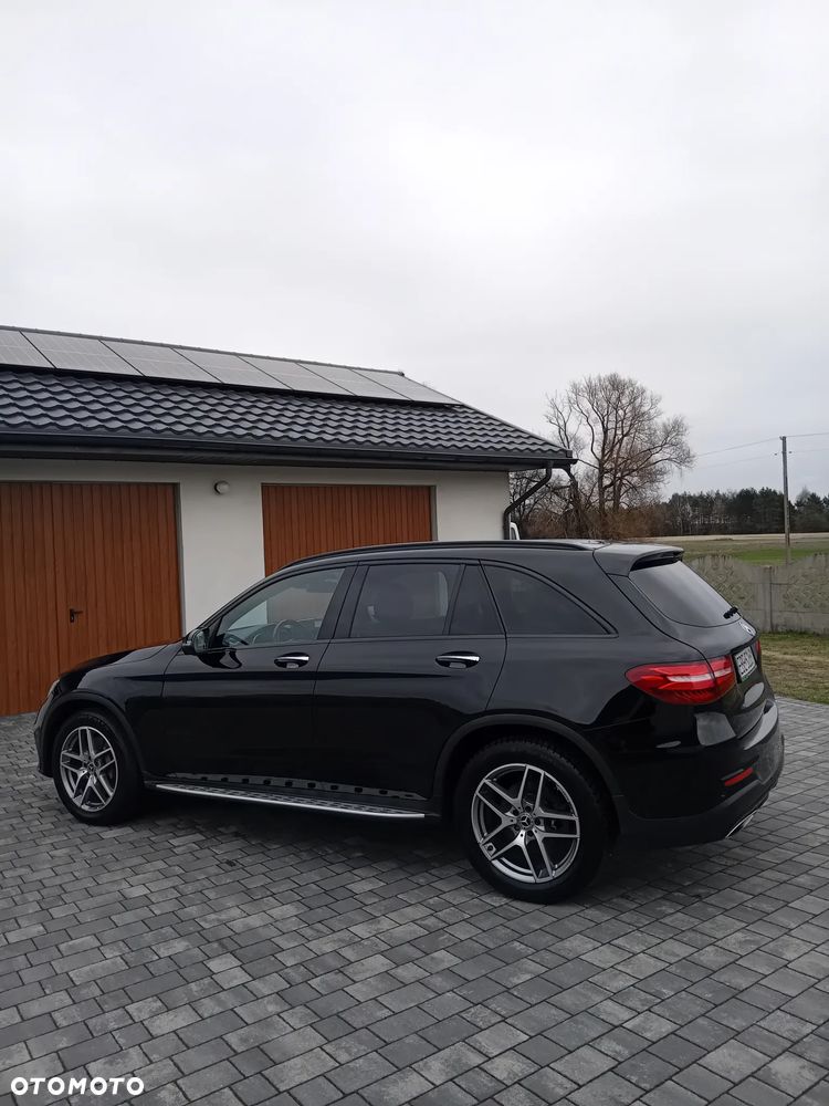Mercedes-Benz GLC 250 4Matic 9G-TRONIC AMG Line - 5