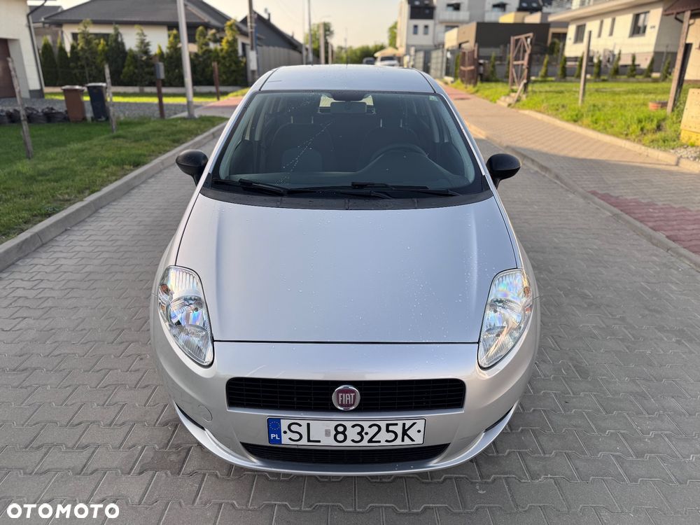 Fiat Grande Punto Actual 1.2 8V Estiva - 10